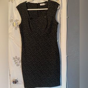 Calvin Klein Black Patterned Sheath Dress – Size 10